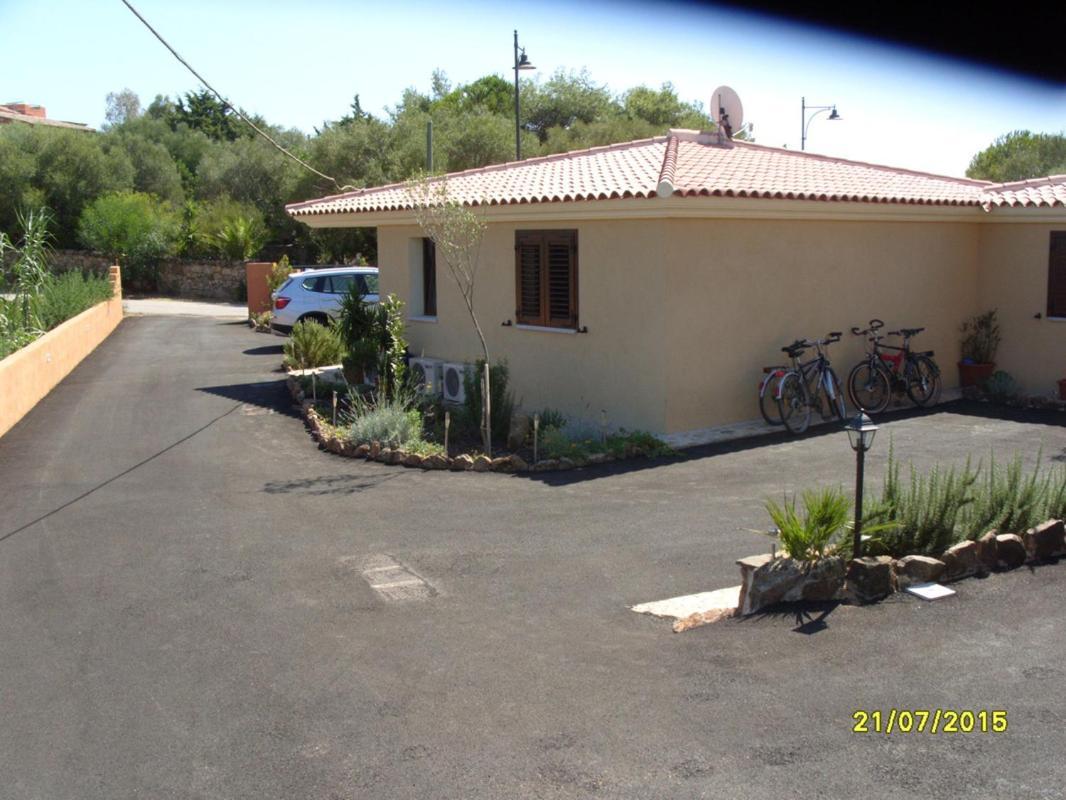 Casadelfaro Con Giardino A Pittulongu 600Metri Dalla Spiaggia Olbia Exterior photo